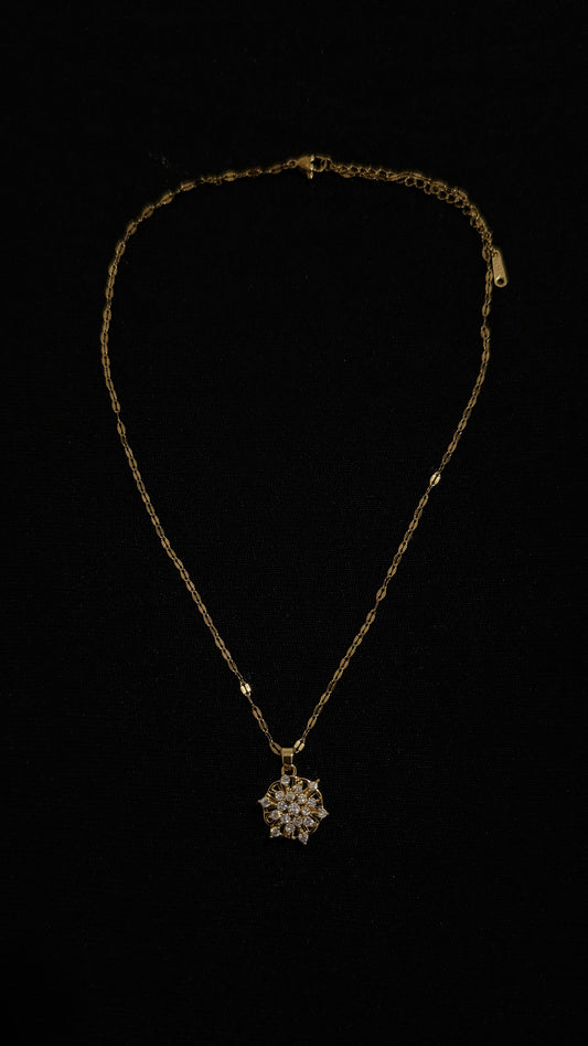 Spinning Bloom Gold Necklace